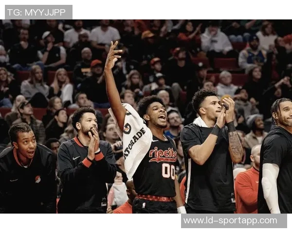 开拓者伤病情况更新利拉德亨德森罗威缺阵其他球员状态良好可全力出战 开拓者伤病情况更新利拉德亨德森罗威缺阵其他球员状态良好可全力出战