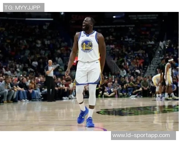 勇士高效投篮展现团队配合小佩顿强调流畅传球的重要性 勇士高效投篮展现团队配合小佩顿强调流畅传球的重要性