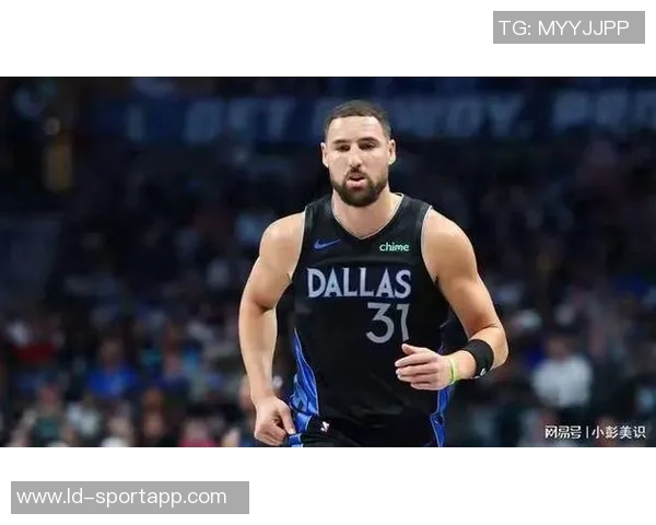 克莱末节神勇表现8中6砍下17分助球队逆转全场贡献23分正负值高达15