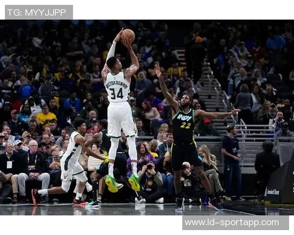 字母哥高效砍下30分8板6助关键时刻三分犯规令人担忧 字母哥高效砍下30分8板6助关键时刻三分犯规令人担忧