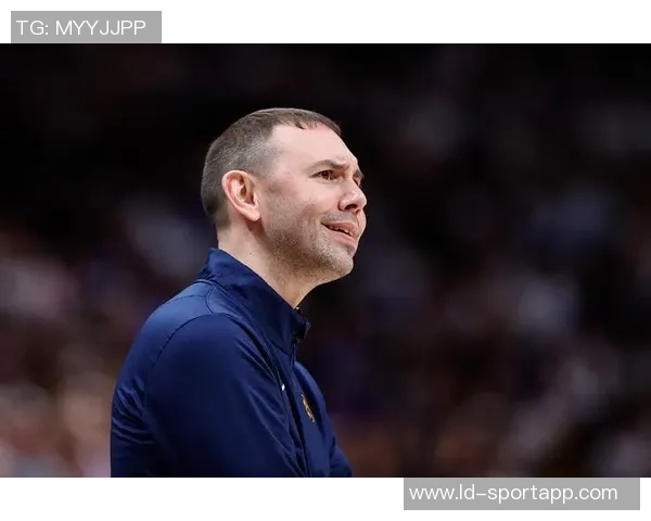 小阿德尔曼透露布劳恩热身后身体不适未能参赛的原因