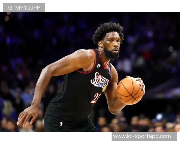 张佳玮分析恩比德与乔治合同与出勤率对马克西和VJ的影响