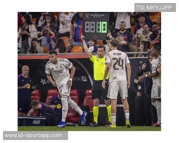 皇马公布对阵莱万特大名单姆巴佩和卡雷拉斯入选罗德里戈未能参赛