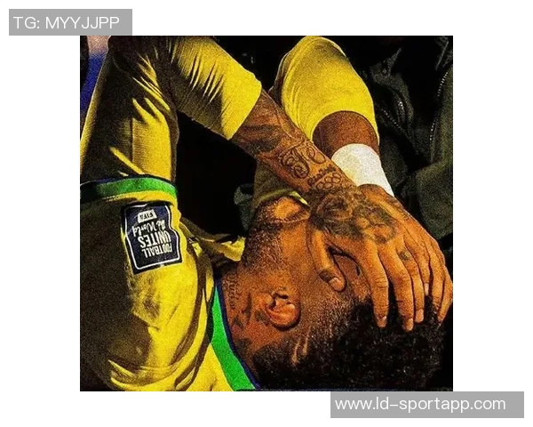 内马尔成功完成关节镜手术迈出康复新步伐 内马尔成功完成关节镜手术迈出康复新步伐