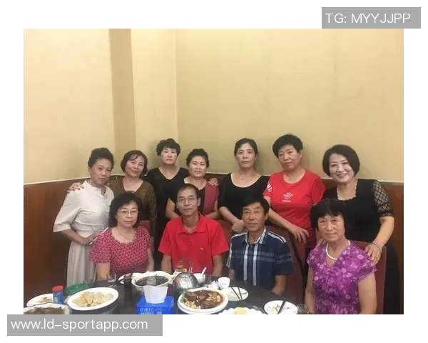 小波特回忆与女孩聊天的甜蜜时光却因媒体关注不得不放弃 小波特回忆与女孩聊天的甜蜜时光却因媒体关注不得不放弃